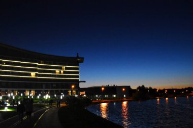 solan ışıkta geceleri köprü