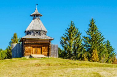 solan ışık rusya'da eski ahşap kilise