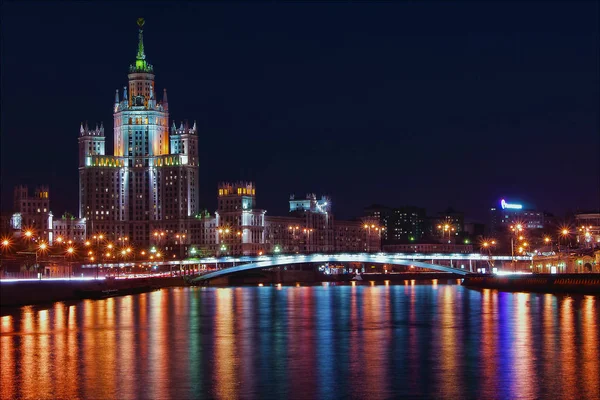 Noční Pohled Město Moskevského Ruska Nevelmi Jasném Světle — Stock fotografie