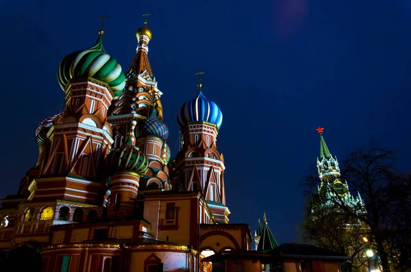 Basilikumkathedrale Auf Dem Roten Platz Moskau Einem Ziemlich Hellen Licht — Stockfoto