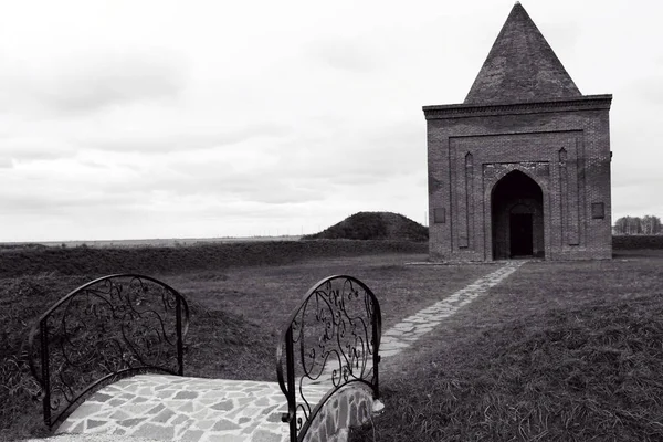 Église Dans Neige Dans Une Lumière Plutôt Vive — Photo