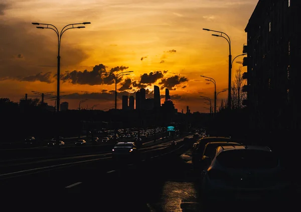 Coucher Soleil Ville Sous Une Lumière Tamisée — Photo