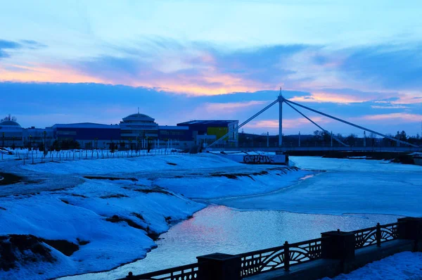 Rosa Nascer Sol Sobre Vale Nevado — Fotografia de Stock