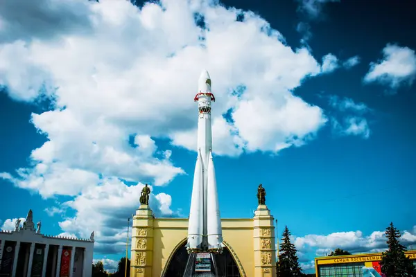 peter ve paul kale solma ışık