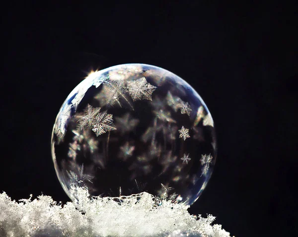 Terre Dans Espace Dans Une Lumière Pas Très Brillante Photo De Stock