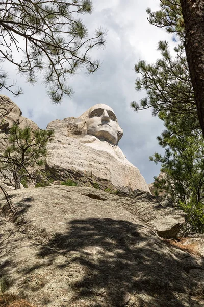 拉什莫尔山国家纪念碑与乔治 华盛顿 南达科他州 美国雕塑 — 图库照片