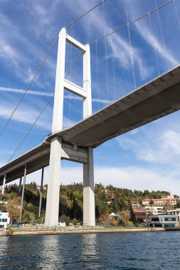 Avrupa ve Asya, Istanbul, Türkiye bağlayan Boğaziçi Köprüsü