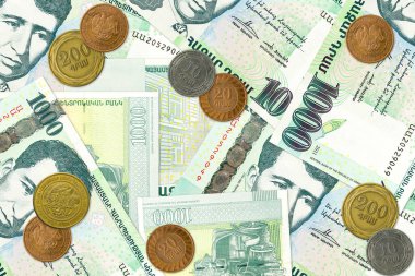 Ermeni sikkeleri ile bazı 1000 Ermeni Dramı banka notları