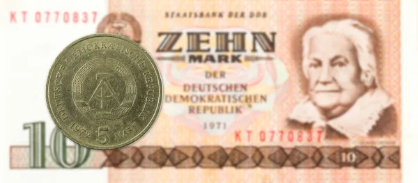 Moneda Marcos Contra Histórico Billete Banco Marcos Del Este Alemania —  Fotos de Stock