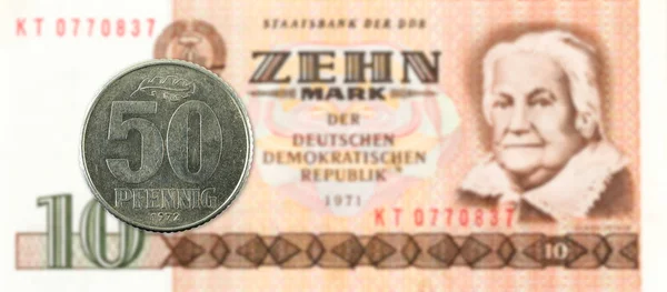 Moneta Pfennig Contro Storica Banconota Marchi Della Germania Orientale — Foto Stock