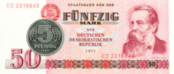 Moneta Pfennig Contro Storica Banconota Marchi Della Germania Orientale — Foto Stock
