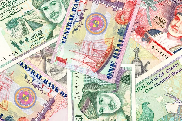 Některé Ománský Rial Bankovky — Stock fotografie