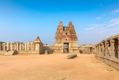 Vitthala Tapınağı gopuram, Hampi, Karnataka, Hindistan
