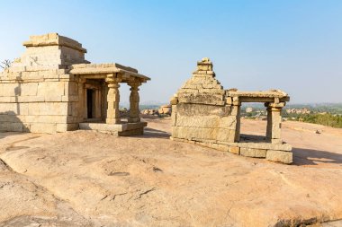 Hemakuta tepe tapınaklar, Hampi, Karnataka, Hindistan