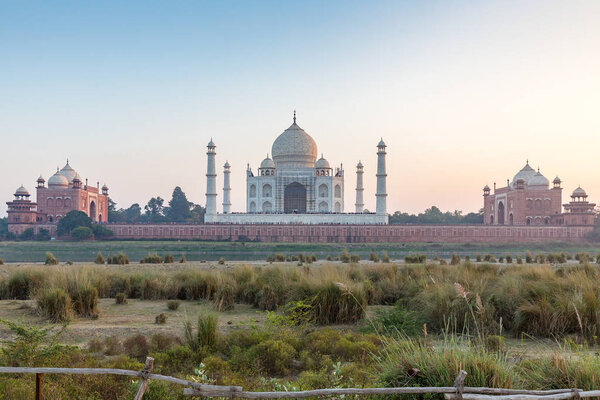 Taj Mahal and outlying buildings as seen from across the Yamuna River (northern view), Agra, Uttar Pradesh, India