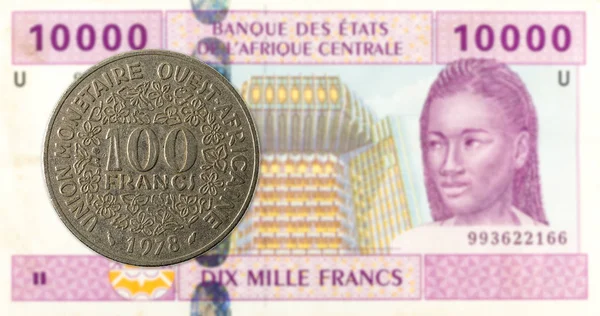 100 Centrální Africké Cfa Frank Mince Proti 10000 Centrální Africké — Stock fotografie