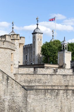 London, Büyük Britanya - 6.6.2015; Londra Kulesi duvarları görünümünü