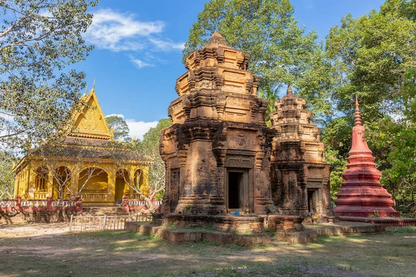 Torres Pancharam Estupa Monasterio Monasterio Wat Preah Enkosai Siem Reap — Foto de Stock