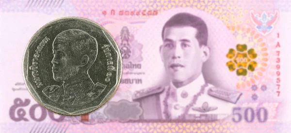 Nouvelles Pièces Thai Baht Contre 500 Nouveaux Billets Thai Baht — Photo