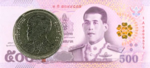 Nya Thailändska Baht Mynt Mot 500 Nya Thailändska Baht Eurosedeln — Stockfoto