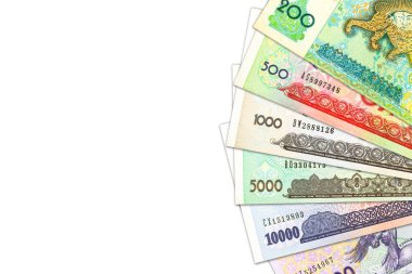 copyspa ile büyüyen ekonomiyi gösteren bazı Özbek Som banknotları
