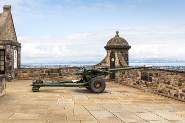 Edinburgh Kalesi'nde Bir O'Clock Gun, Edinburgh, İskoçya, Avrupa Birliği