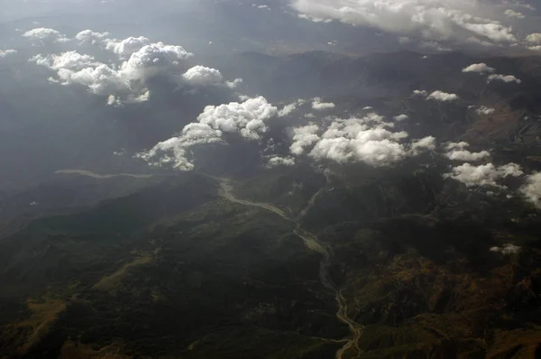 Yüksekliği dünyadan görünümü