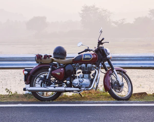 Karnataka India January 2017The Royal Enfield Motorcycle Famous Motorbike India — Stock Photo, Image