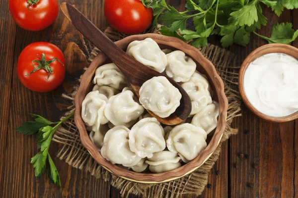 Délicieuses Boulettes Dans Pot Sur Table — Photo