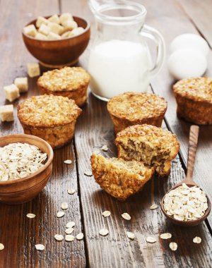 Diyet yulaf kek muz tablo ile