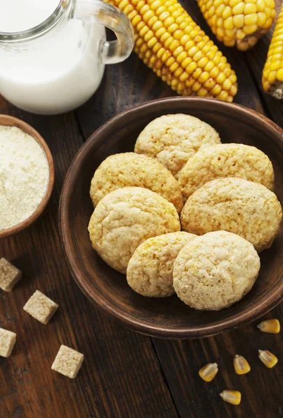 Galletas Maíz Caseras Una Mesa Madera —  Fotos de Stock