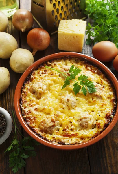 Cazuela Patata Con Bolas Carne Queso — Foto de Stock