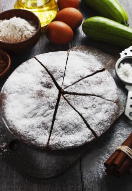 Kabak kek kakao tozu ve krema şeker