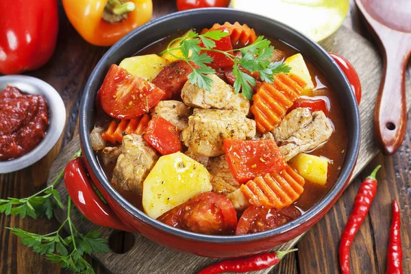 Kött Gryta Med Grönsaker Tomatsås — Stockfoto