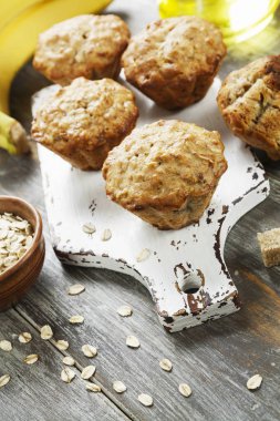 Yulaf ezmesi ile muz kekler