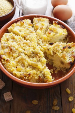 Kuru üzümlü millet güveç 