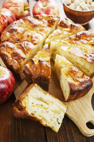 Tarta de manzana casera —  Fotos de Stock