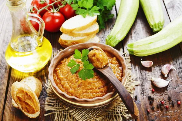 Zucchini puree in the bowl — Stock Photo, Image