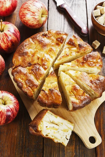 Hausgemachter Apfelkuchen — Stockfoto
