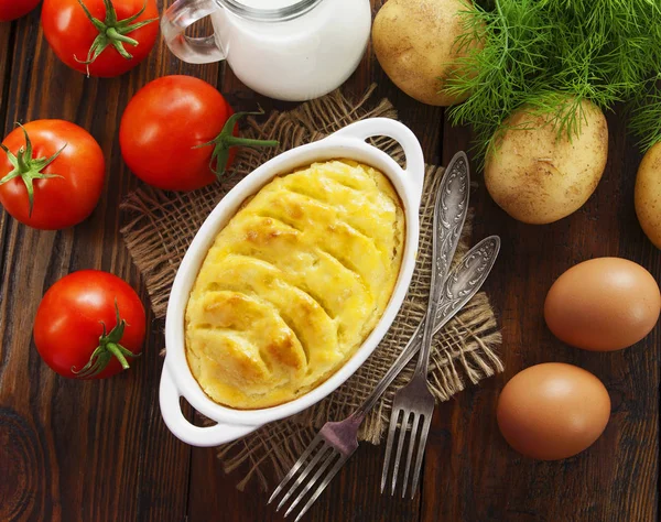 Cazuela de patata con carne —  Fotos de Stock