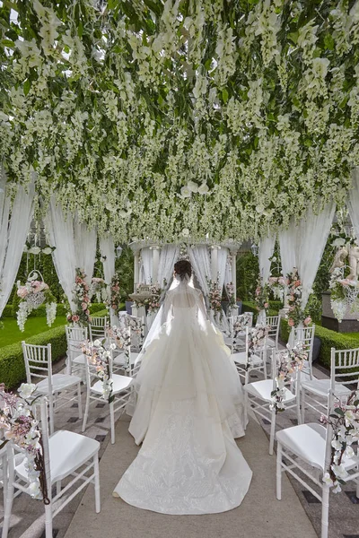 Bride, decor for wedding — Stock Photo, Image
