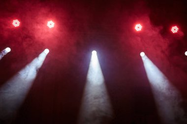 Kırmızı ışık ve duman