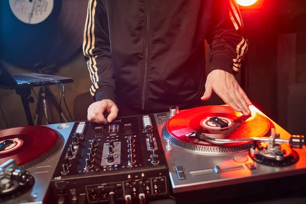 Remoto para un DJ en un club —  Fotos de Stock