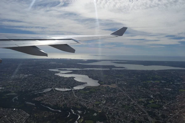 飛行機からの都市のパースの風景 — ストック写真