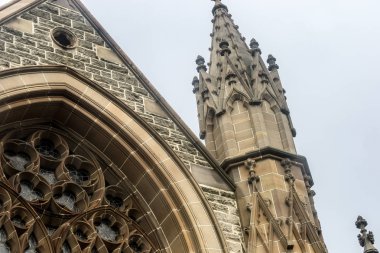 Dettail bir katedral