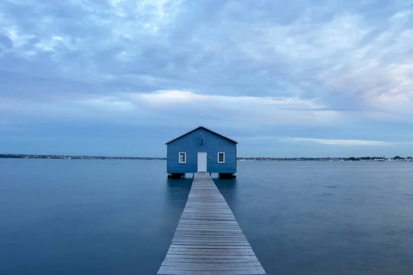 Blue Boat House Perth Atardecer Nublado —  Fotos de Stock