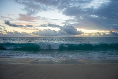 Avustralya Perth gün batımında bir Plaj güzel renkler