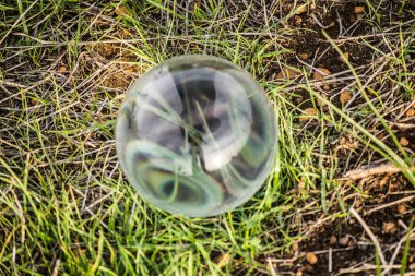 doğada cam topu mükemmel küre