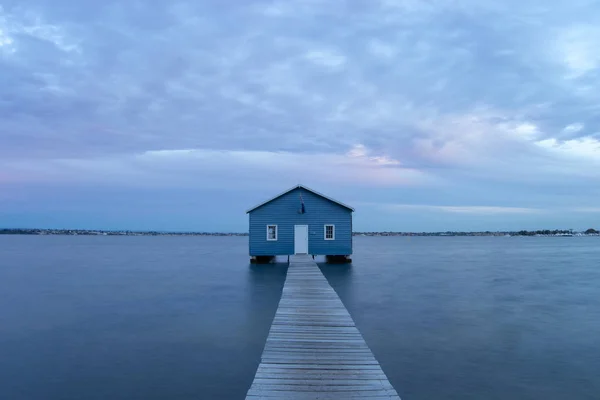 Blue Boat House Perth Atardecer Nublado —  Fotos de Stock