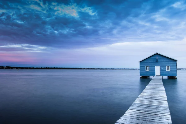 Blue Boat House Perth Atardecer Nublado —  Fotos de Stock